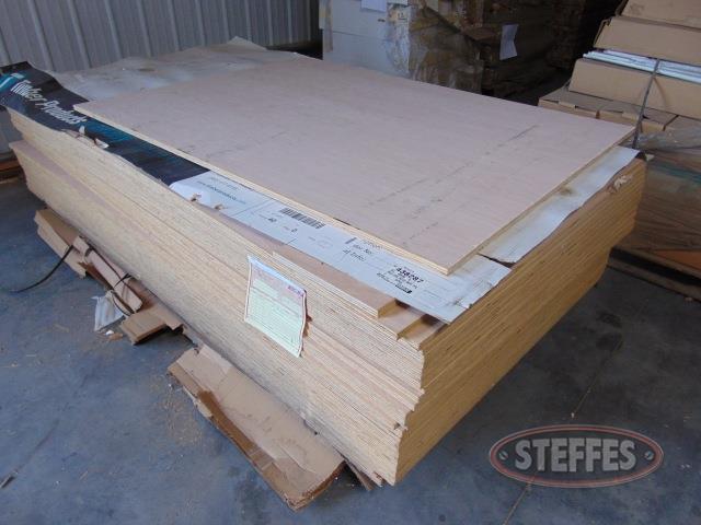 (28) 3-4- oak plywood 4-x8- sheets,_1.jpg